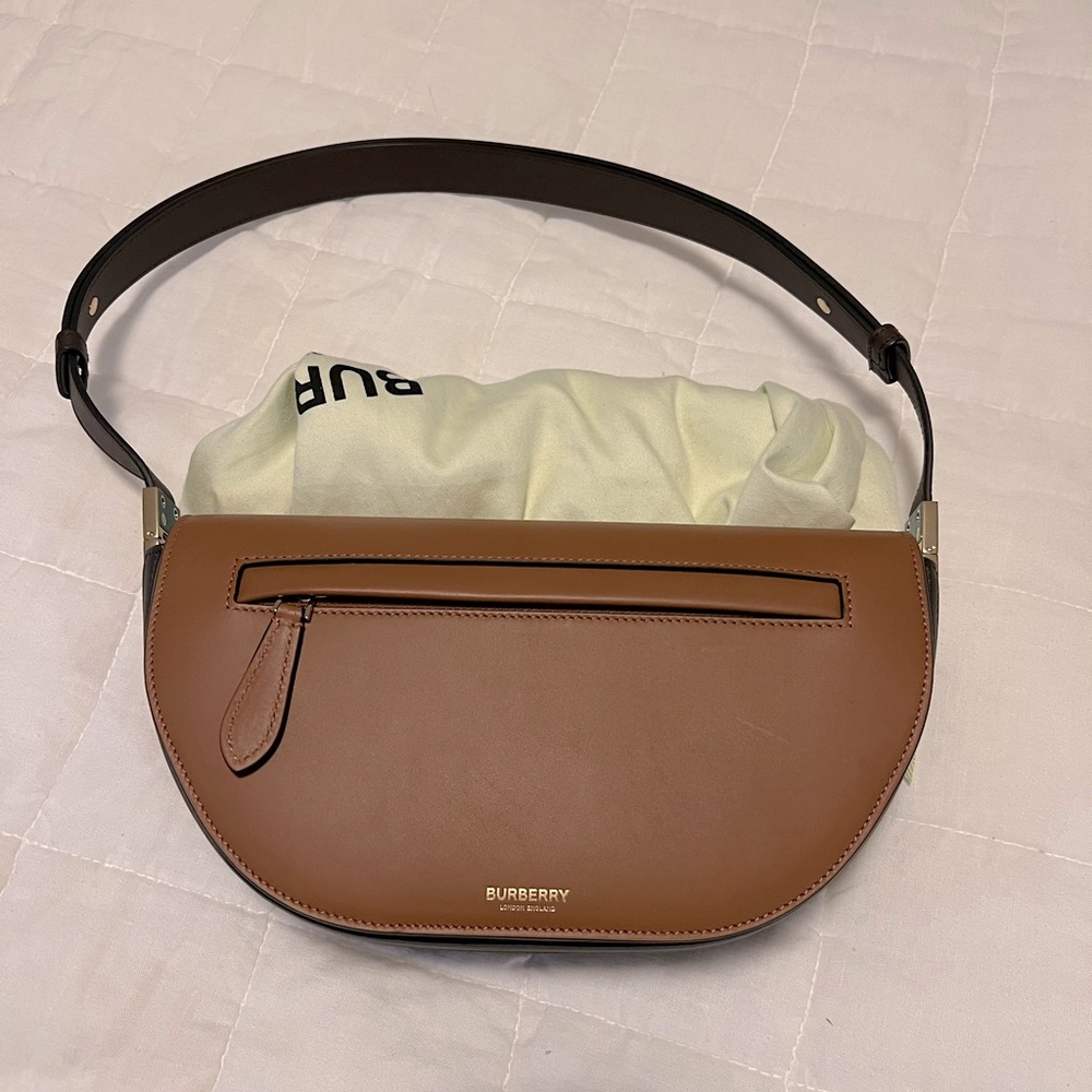 Burberry Olympia Bag. Two-tone (brown + black), Small.